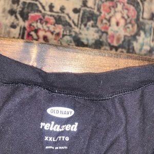 Relaxed fit V neck shirt